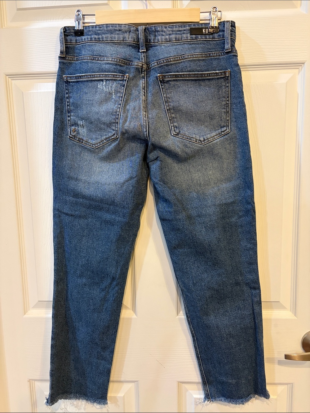 Kut from the Kloth Distressed Cropped Blue Denim Jeans - Picture 5 of 11